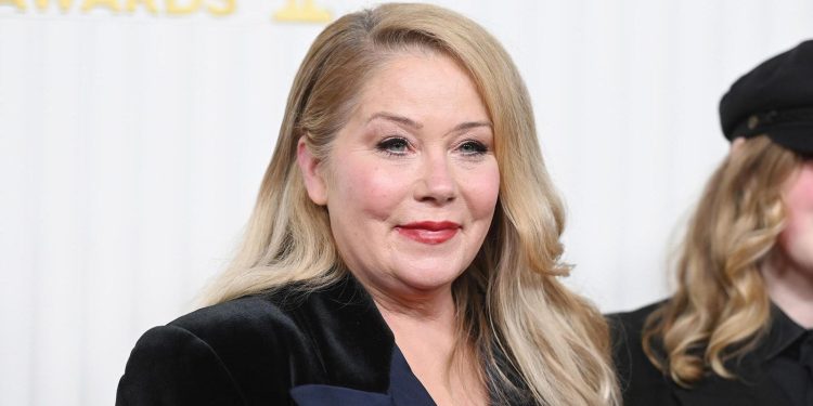 Christina Applegate, externată după luni de spitalizare