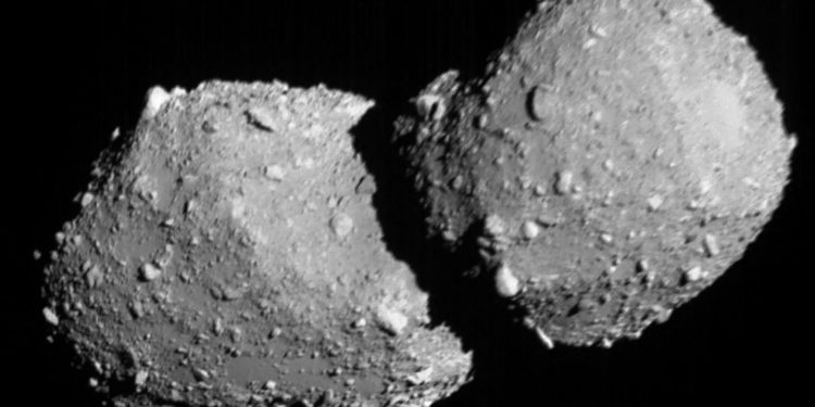 Sonda japoneză Hayabusa2 a realizat cel mai apropiat survol al unui asteroid