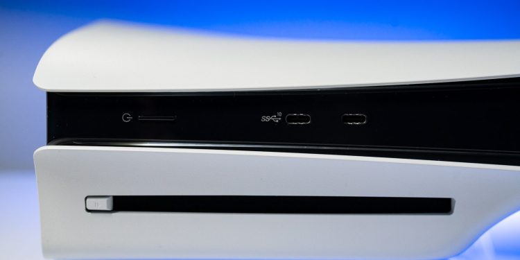 Sony renunță la discurile PS5, în ciuda protestelor