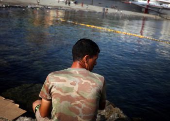 Spania ridică o barieră maritimă la Ceuta după tragedie