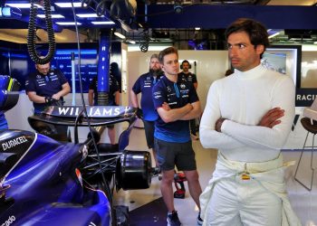Audi îl vizează pe Carlos Sainz pentru sezonul 2027 din F1