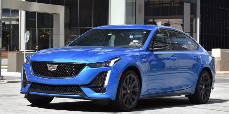 Cadillac CT5 din 2021 a pierdut peste o treime din valoare