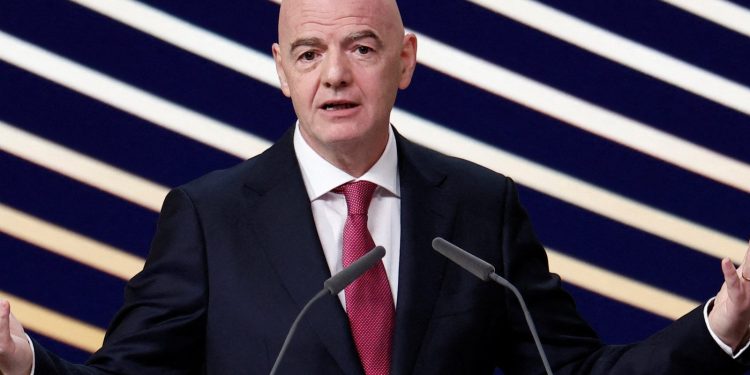 Șase federații nordice cer plecarea lui Infantino de la FIFA