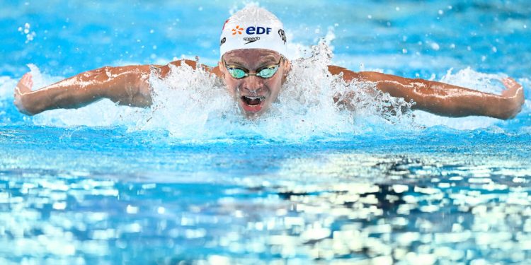 Léon Marchand cucerește primul său titlu european la 200 m fluture